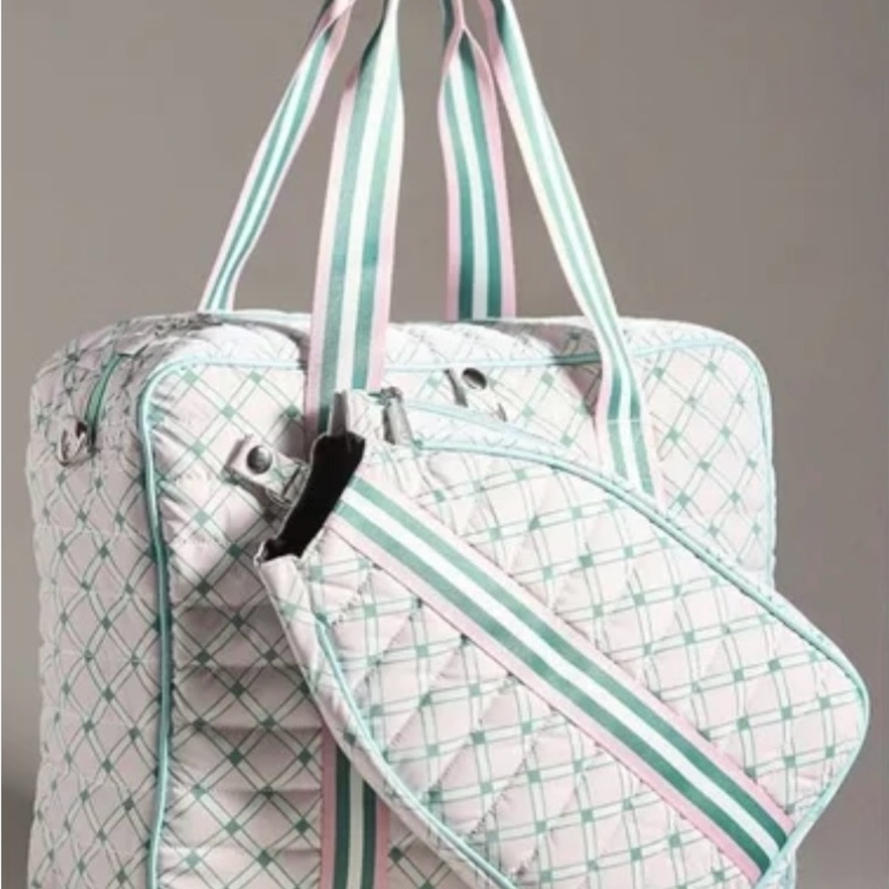 Pickleball Bag - Stylish Pink Quilted Women's Bag Set